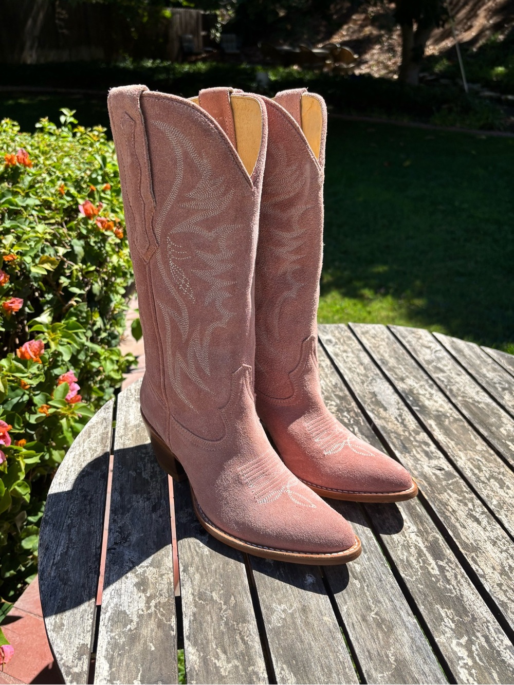 Shyanne Women’s Pink Suede Western Cowboy Boots Size 7